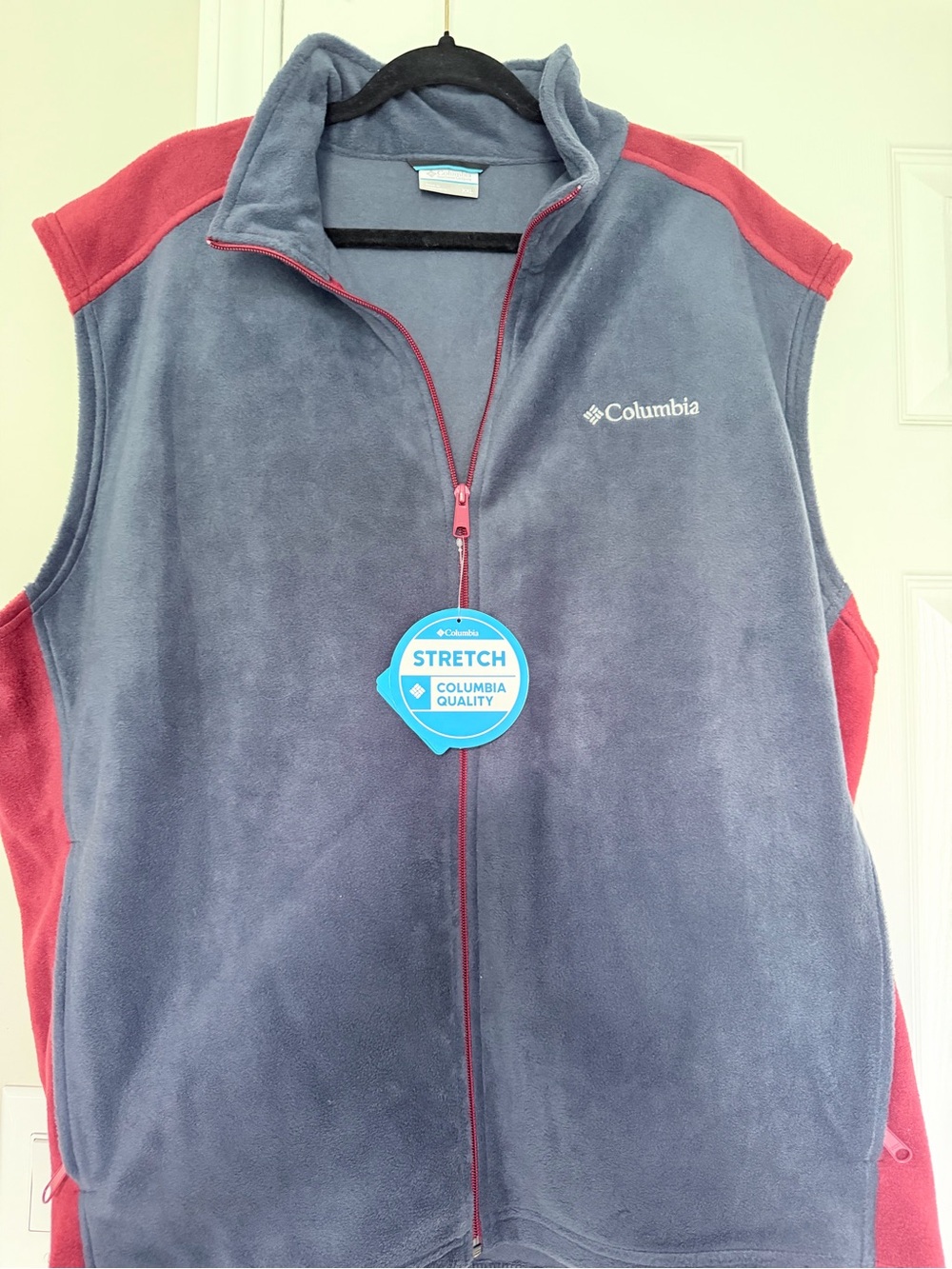 NWT: Men’s Columbia Vest
